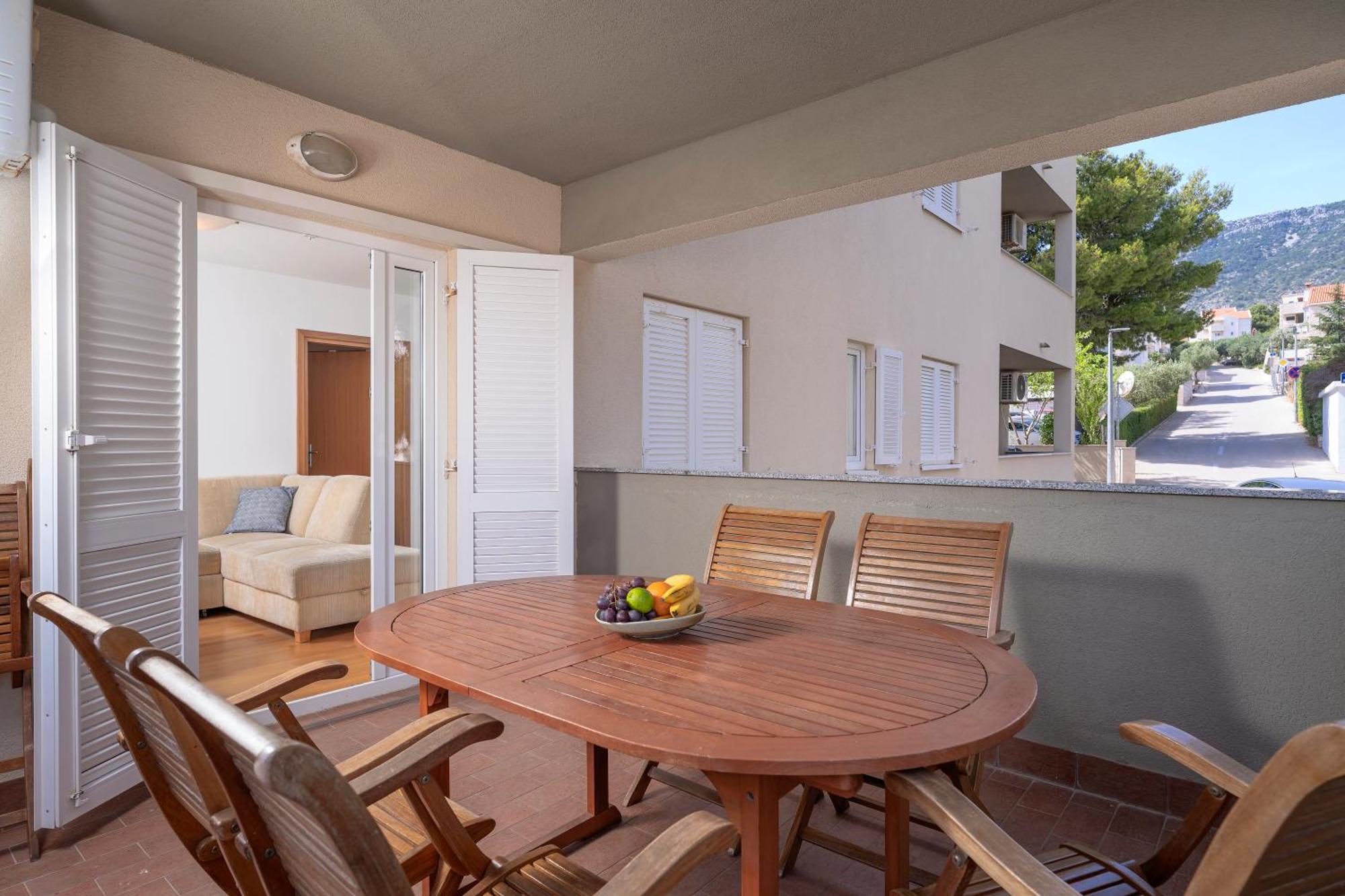 Villa Dalmatia Apartments Bol Exterior foto